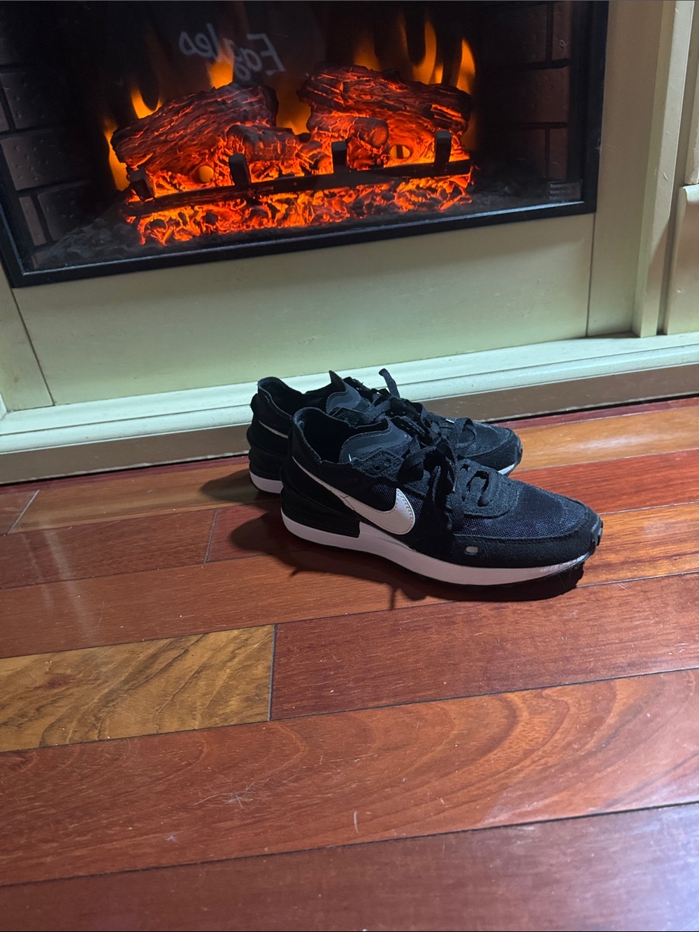 Nike waffle women’s size 6
